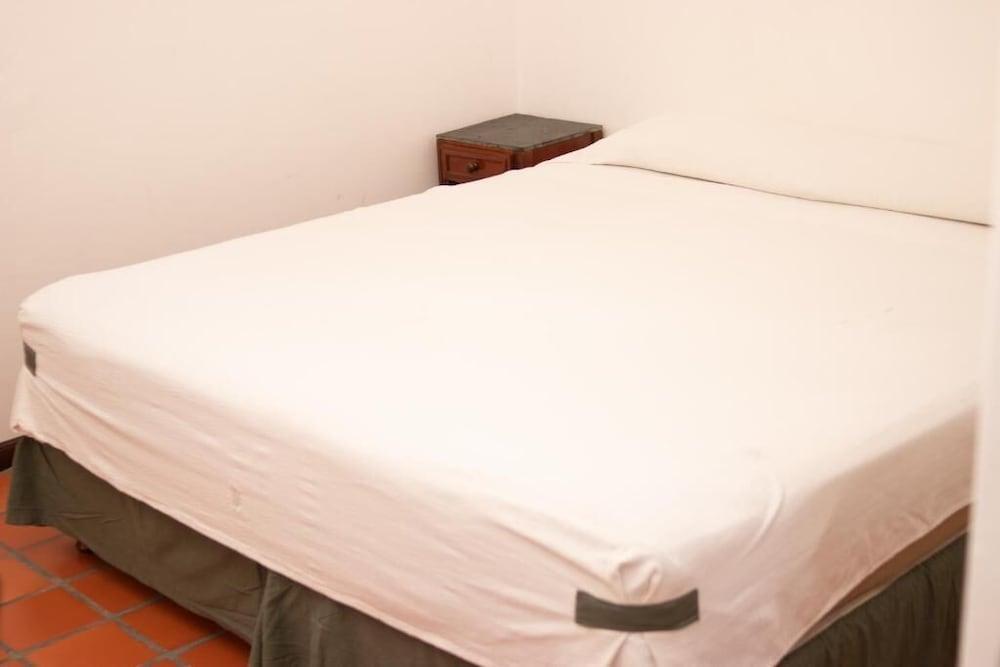 Donna Alda Hotel سالتا المظهر الخارجي الصورة